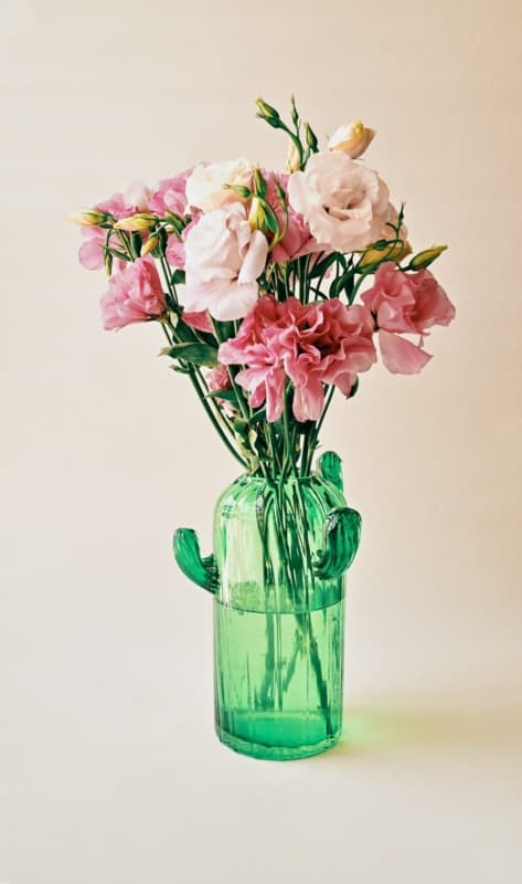 24 vaso de vidro diferente com flores Unsplash