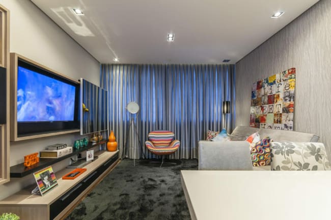 28 sala moderna com poltrona Swan estampada Pinterest