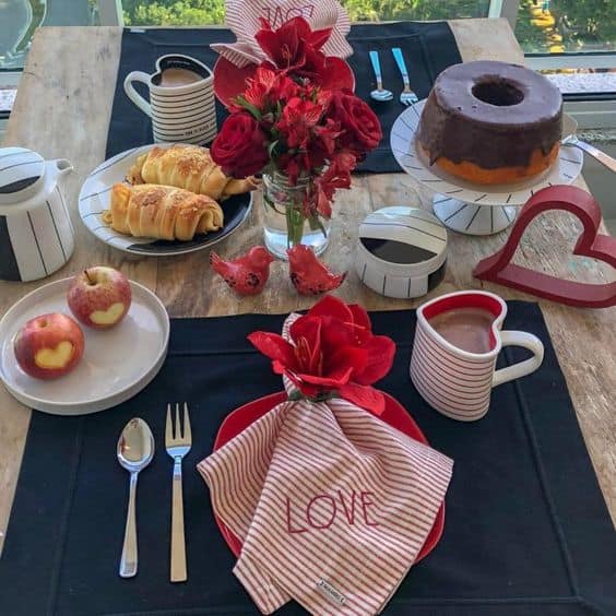 38 mesa de cafe da manha romantica Pinterest