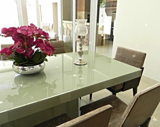 52 sala de jantar com vaso moderno de flores Pinterest