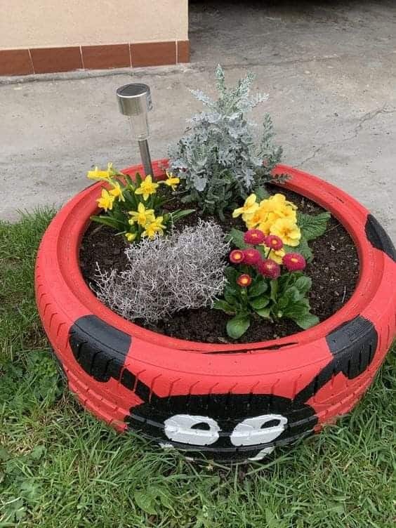 8 vaso criativo de pneu para jardim Pinterest