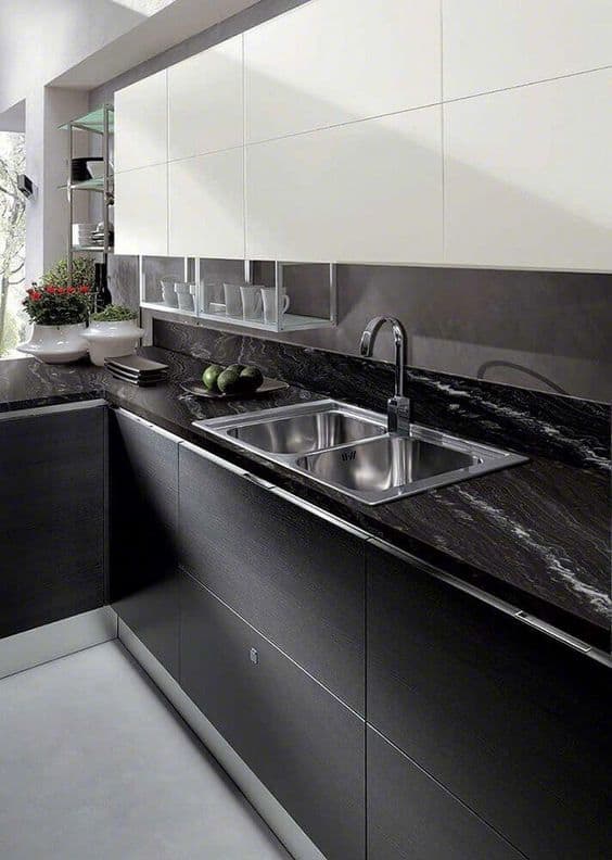 24 cozinha com marmore preto na pia Pinterest