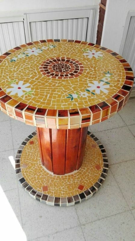 37 mesa decorada com mosaico colorido Pinterest