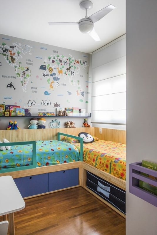 61 cama infantil planejada em L Bubblebee