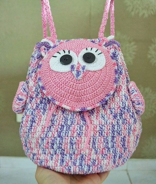 8 bolsa colorida de coruja de croche @crochicas acessorios