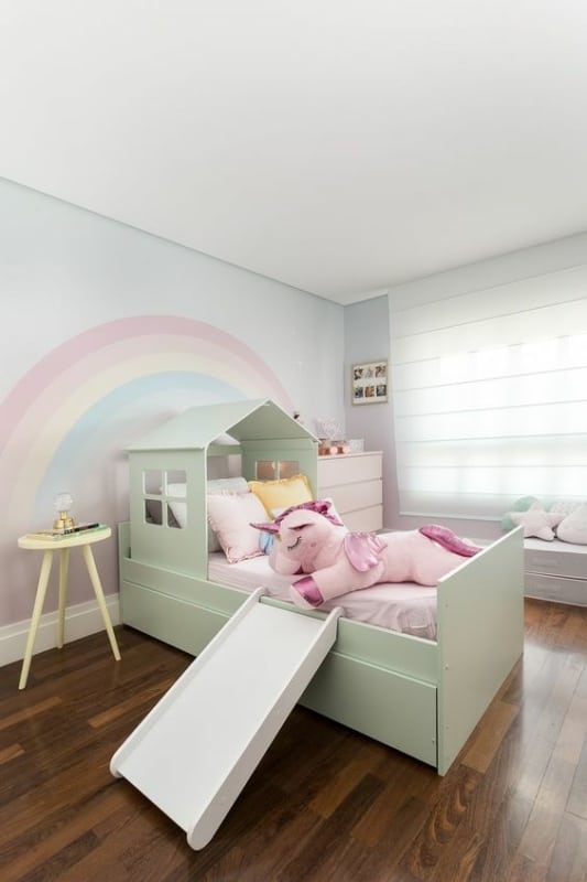 8 cama infantil com escorregador Lilibee
