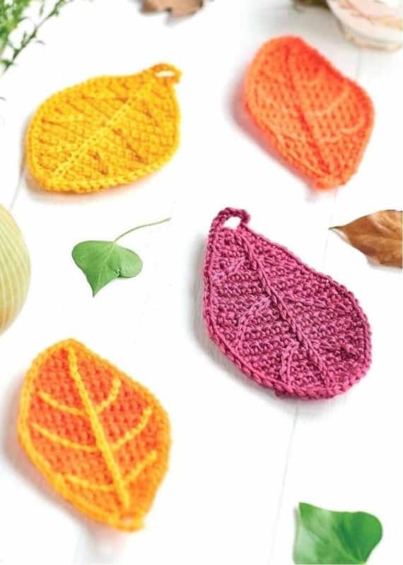 8 folhas pequenas de croche com nervuras Blog Crochet Chic Mira