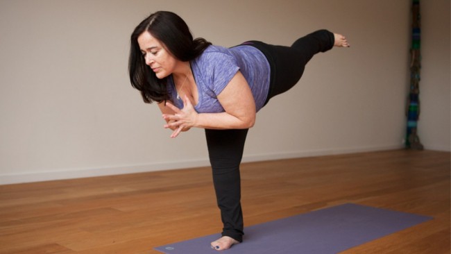 22 exercicio para fazer yoga Ekhart Yoga