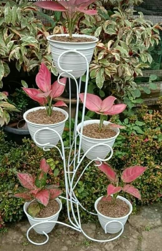 suporte de ferro para plantas