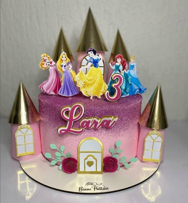 Bolo de aniversário princesa inverno azul rosa roxo com 1