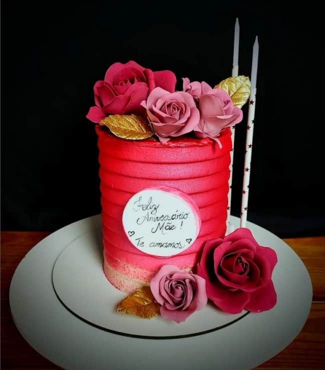 38 bolo rosa e com flores mae @daiapirucelli