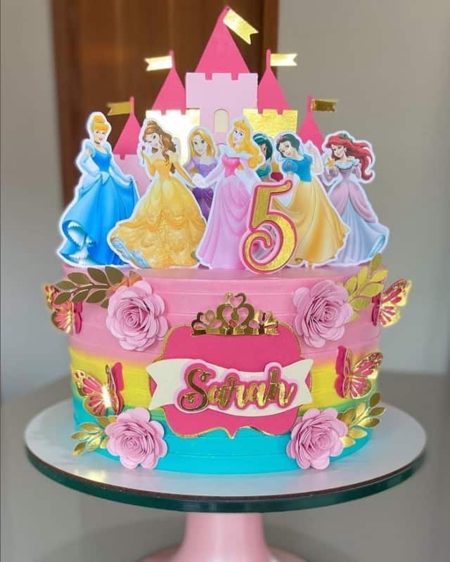 4 bolo aniversario menina Princesas @explosaodesabores80