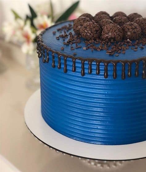 bolo de chocolate azul