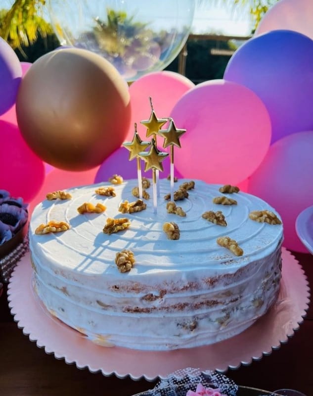 28 bolo de aniversario simples @a confeiteira rio claro