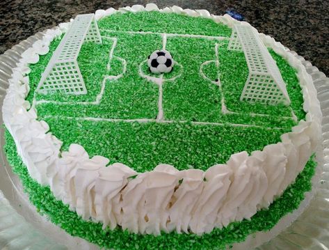 bolo de futebol chantilly