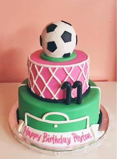 bolo de futebol feminino campo