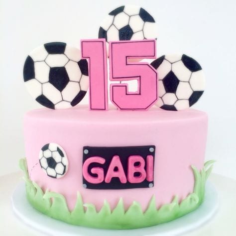 bolo de futebol feminino como fazer