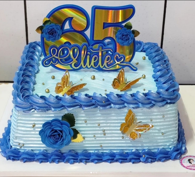 28 bolo quadrado azul @luiza mferreira