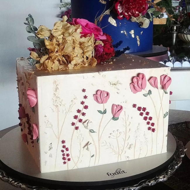 52 bolo quadrado com flores secas @fouet biz