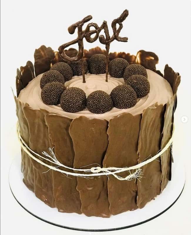 60 bolo masculino decorado com chocolate @alexandre teixeira confeitaria