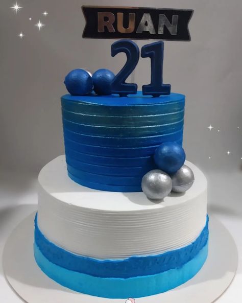 bolo azul masculino dois andares