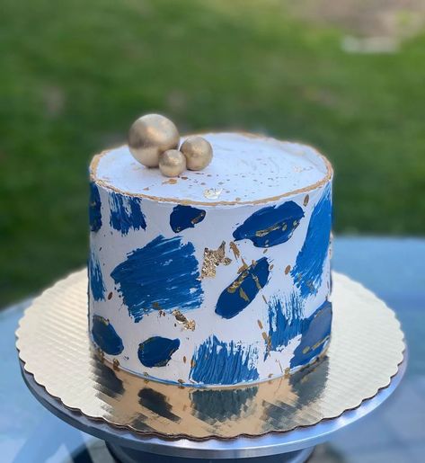 bolo azul masculino simples