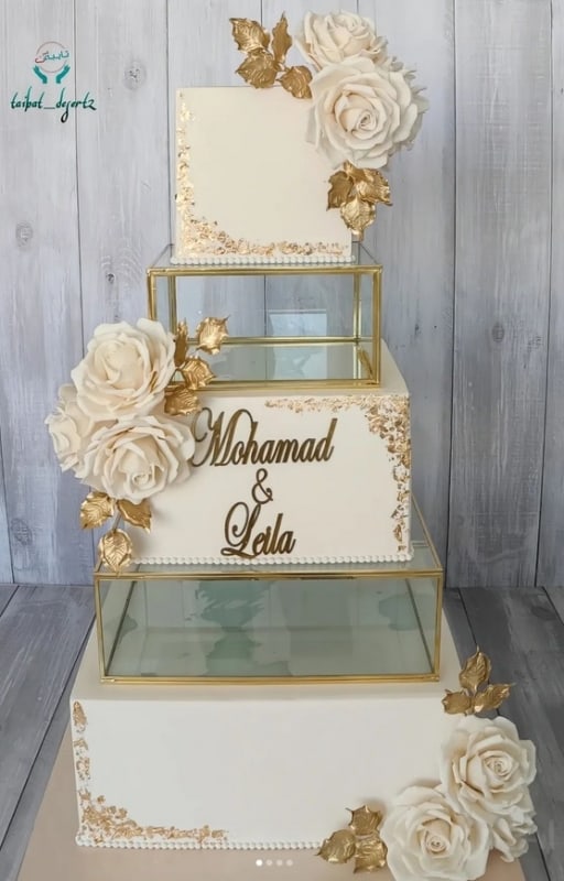 10 bolo de casamento quadrado e moderno com dourado @taibat dessert