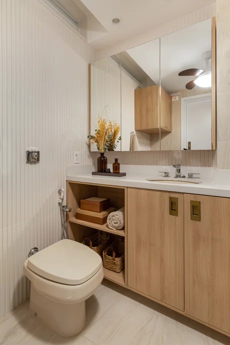 11 banheiro com ripado branco Portobello Cla Campos Arquitetura