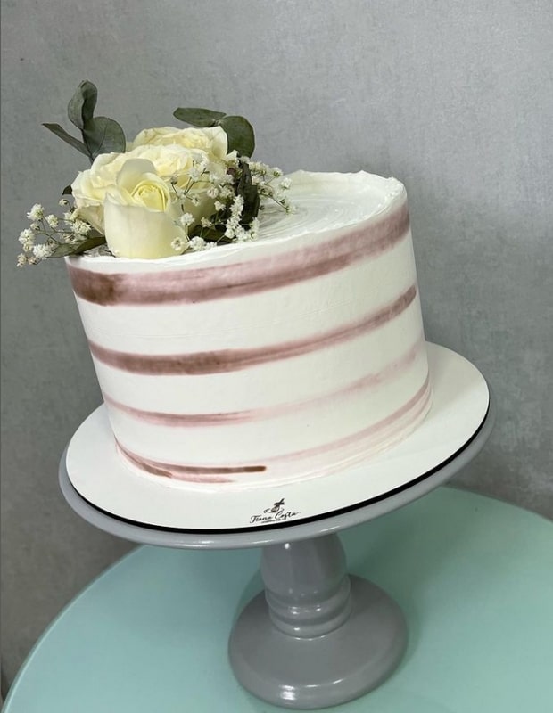 16 bolo de casamento de 1 andar com flores @tianacostabolos
