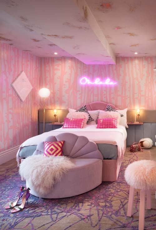 24 quarto decorado Barbiecore Pinterest