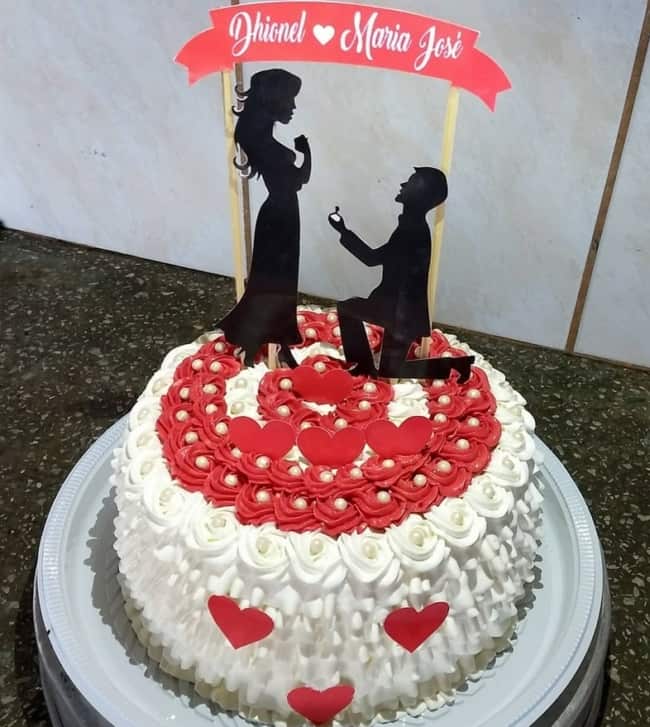 29 bolo simples noivado branco e vermelho @gleidecalaca conf artesanal