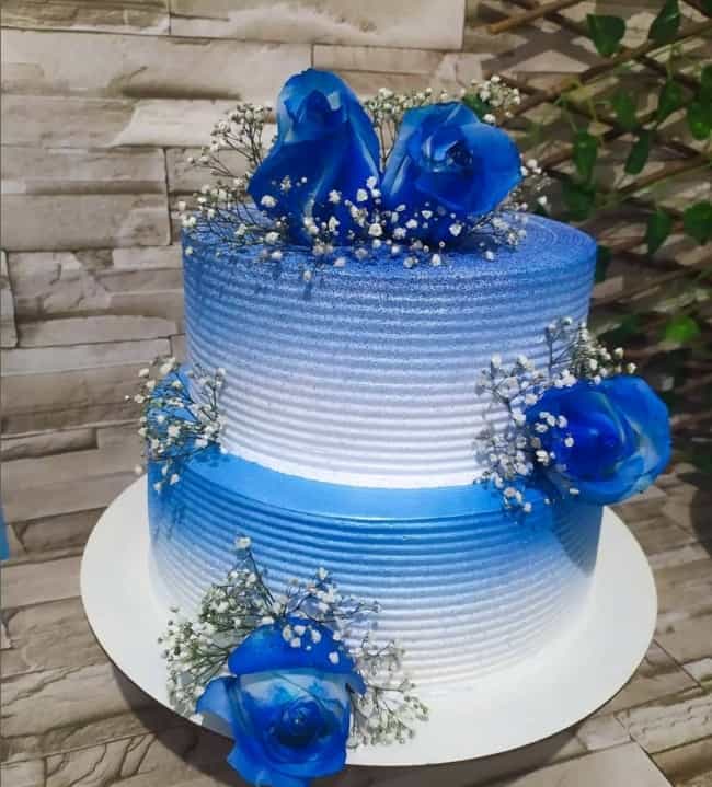 32 bolo 2 andares casamento azul @thaisdocarmoconfeitaria