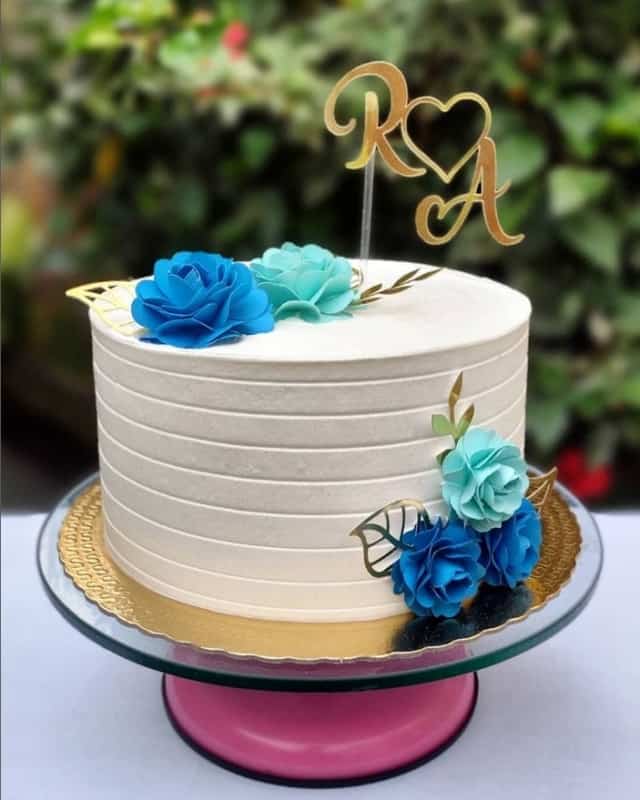 35 bolo simples noivado com flores papel @santosiuny