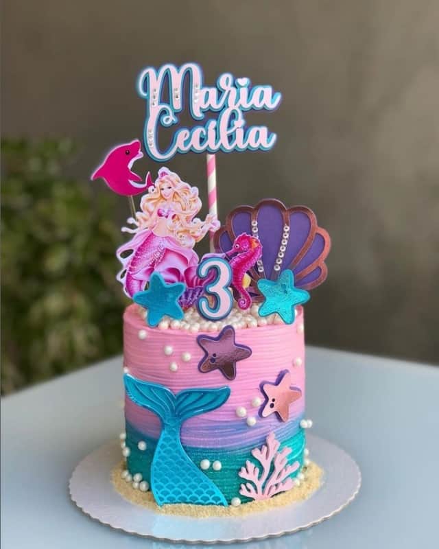 🎂Decorando bolo barbie sereia 🧜‍♀️ 