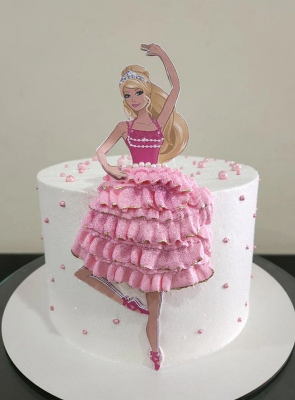 56 bolo decorado Barbie bailarina @isa gourmet rr