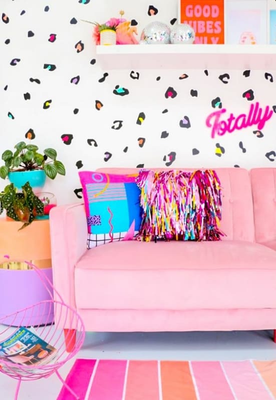 6 decoração sala com sofá rosa Barbiecore Pinterest