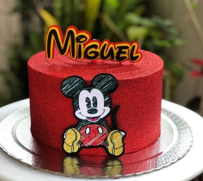 10 glow cake Mickey @moca dodoce