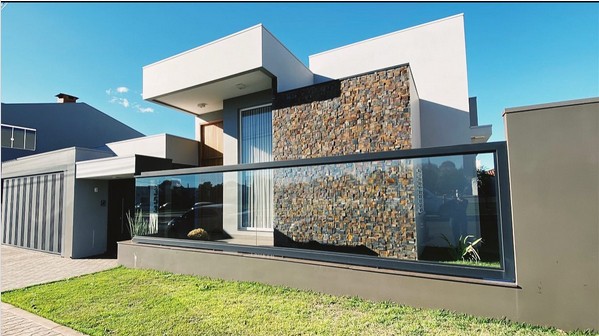 3 casa térrea e moderna com pedra ferro @danicorsatoarquiteta