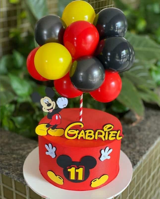 8 balloon cake do Mickey @dricake cia