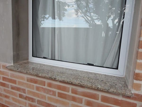 11 janela com peitoril de granito Pinterest