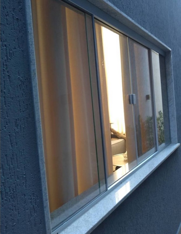 2 janela com soleira de granito branco siena @granitosvendedorwatson