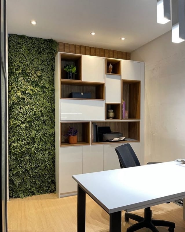 20 escritório com jardim vertical preservado @lojastudiomuda