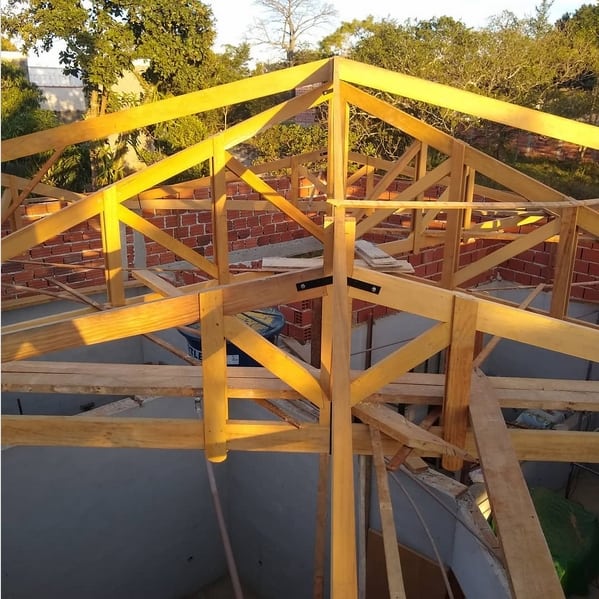 24 madeiramento de telhado em madeira cambará @rafael rbcarpintaria