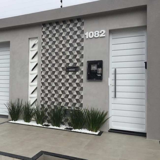 27 fachada cinza com portões em branco @oba arquitetura