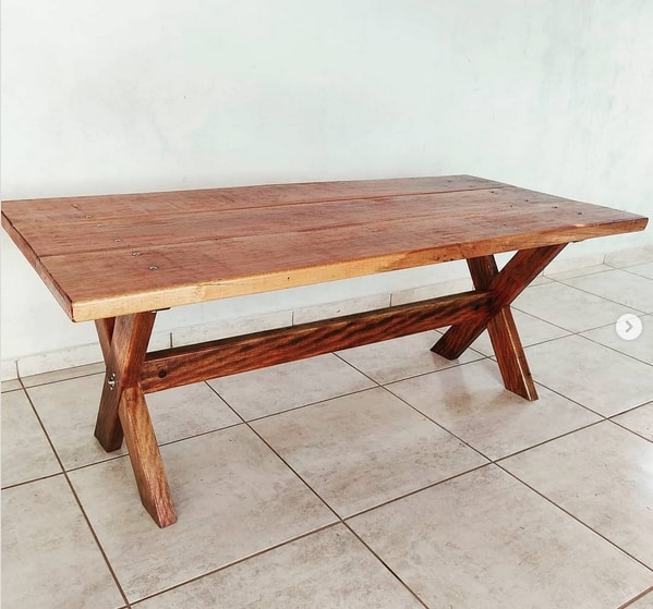 3 mesa rústica de madeira cambará @fofurasdathay 94