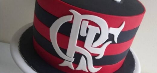 33 bolo em pasta americana Flamengo @rosesilveira cakedesigner