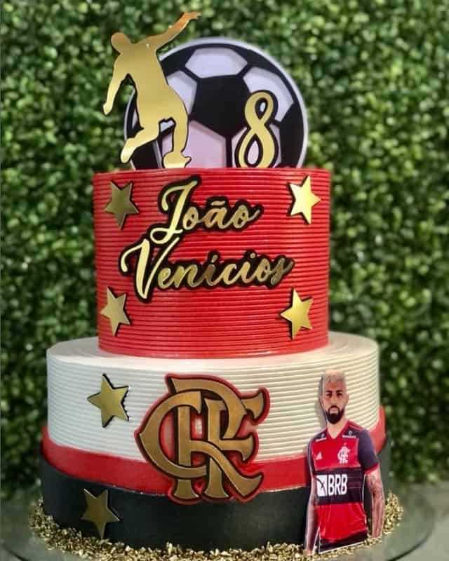 39 bolo decorado 2 andares Flamengo @kesiacarvalho35