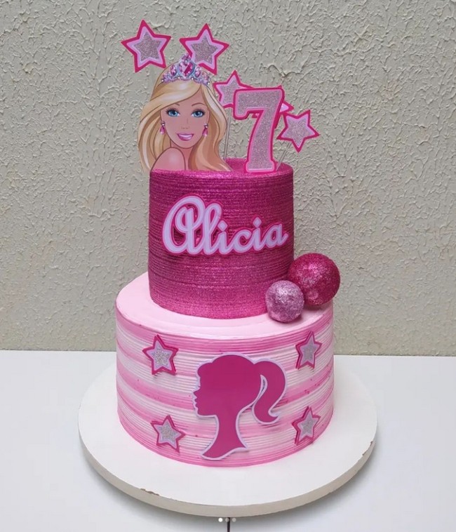 53 bolo Barbie princesa 2 andares @cleycianeconfeitaria