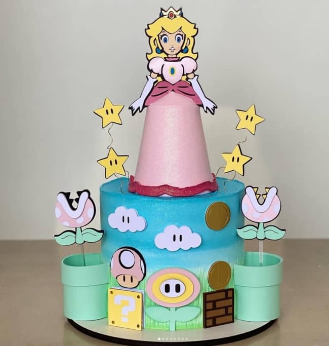 54 bolo decorado princesa Peach @micaconfeitaria