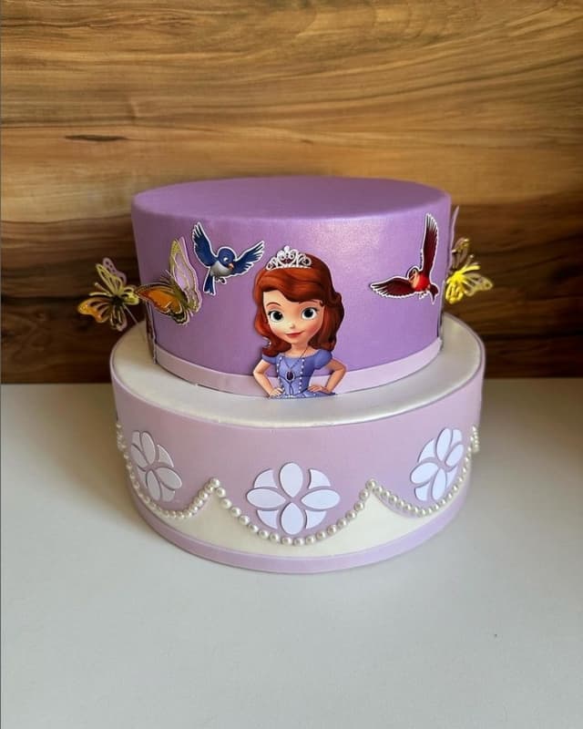 54 bolo fake 2 andares Princesa Sofia @personalizadosluxoparafestas